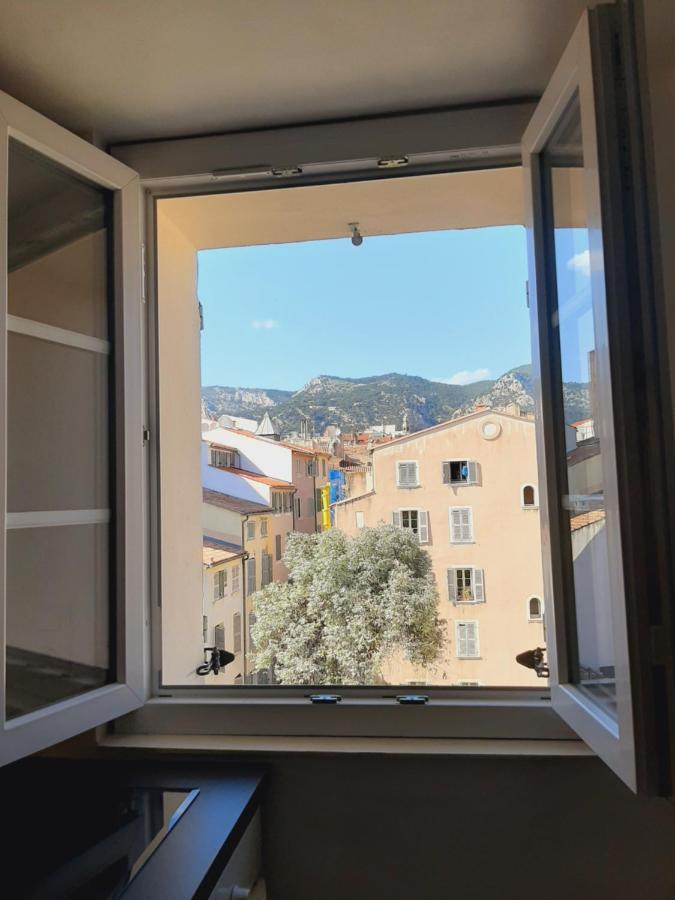 T2 Centre Ville Vue Faron 40M2 En Zone Pietonne 4Eme Etage Toulon Exterior foto